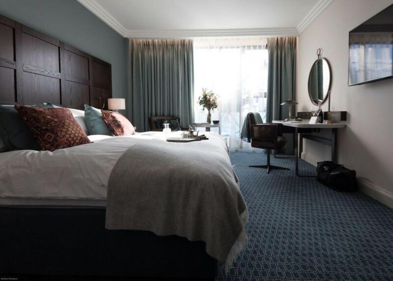 Clayton Hotel Cambridge Bagian luar foto